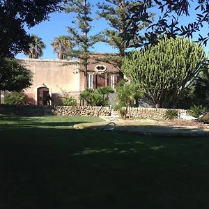 https://campo-reale-country-rooms.sicilyhotelsitaly.net
